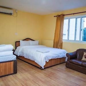 Comfort Triple Room